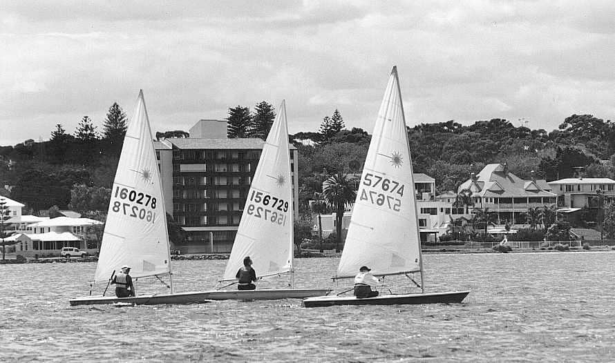 Claremont Yacht Club dinghy race along the swan river